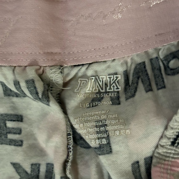 PINK Victoria's Secret Lounge Shorts in Pink and Gray - Picture 3 of 3